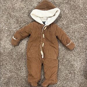 Wendy Bellissimo Cream Baby Onesie